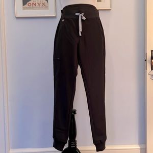 Figs scrubs joggers, black.